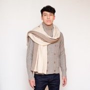 Cardigan en yak, pull et étole en cachemire